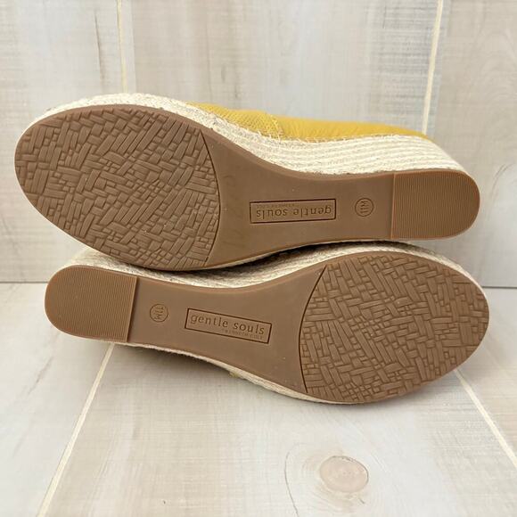 Gentle Souls by Kenneth Cole Butter Yellow Leather Wedge Espadrilles Sz 11M - Picture 5 of 11